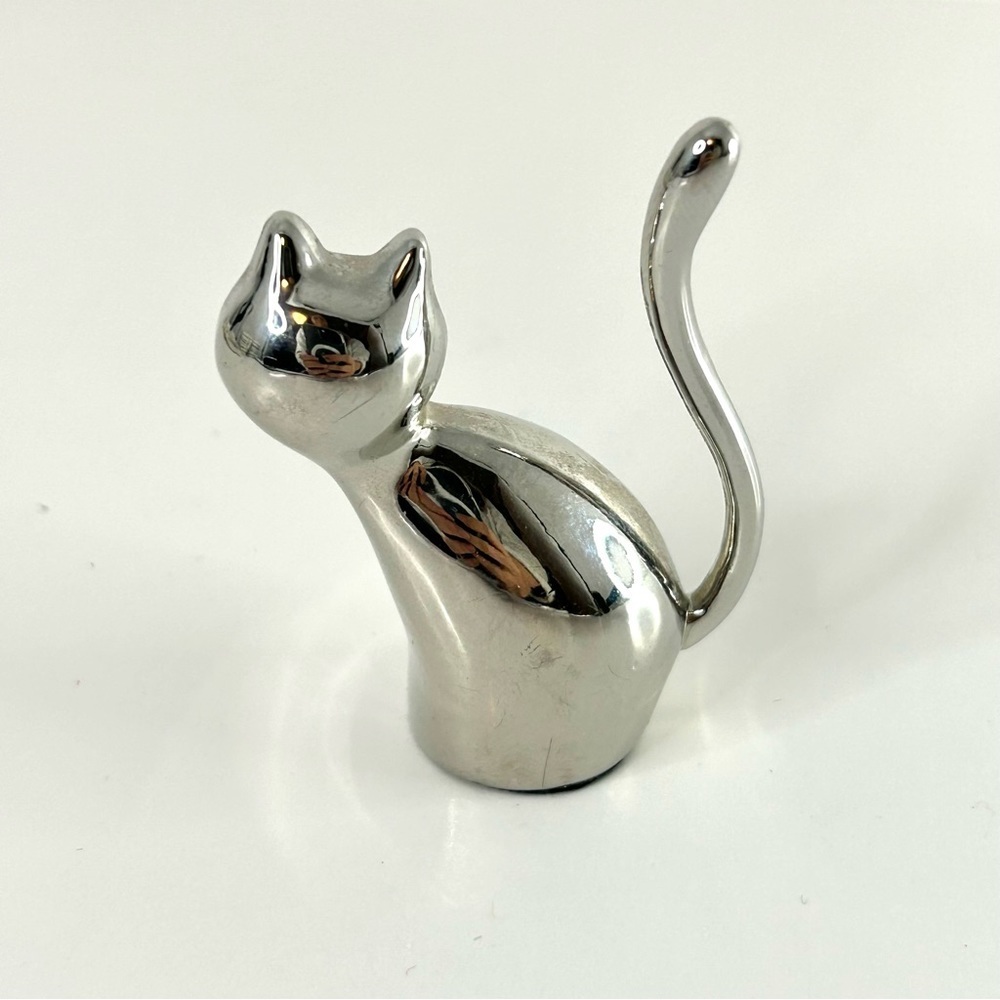 Cat Ring Holder Paperweight Shiny Silver Tone Metal - Picture 3 of 5